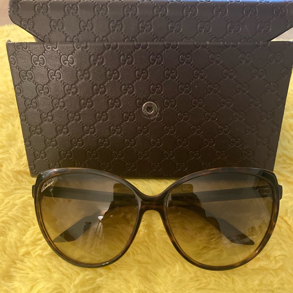 Gucci - Picture 2 of 10